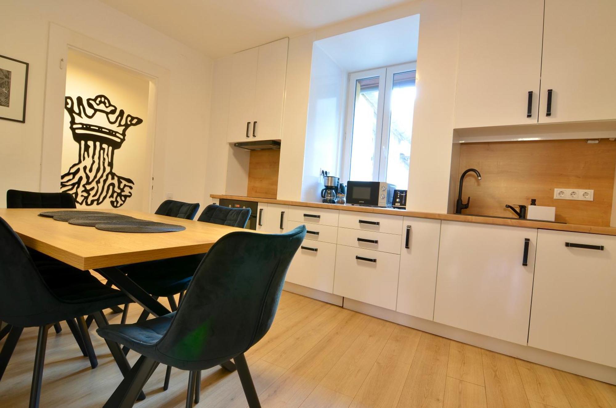 Luxurious & Spacious Residence In The Heart Of Braşov Extérieur photo